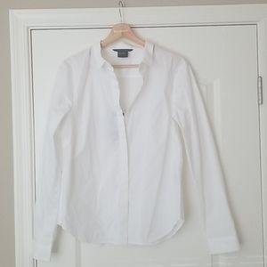 White dress shirt